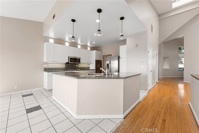 Large single family home in a great location in the Hermosa - photo 12
