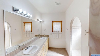 Charming Southwestern-style 3BD/2BA home off N Swan, surrounded - photo 20