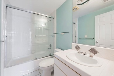 Large single family home in a great location in the Hermosa - photo 23