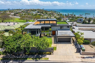 PRICE REDUCED! MOTIVATED SELLER. This luxury home was taken - photo 24