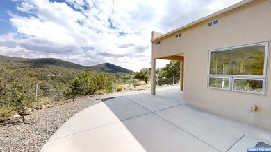 Charming Southwestern-style 3BD/2BA home off N Swan, surrounded - photo 31