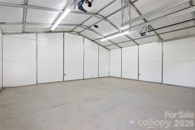 MOTIVAETED SELLER! Experience the freedom, privacy, and - photo 42