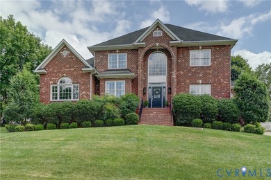 Welcome to this beautifully maintained brick-front home in the - photo 1