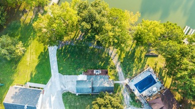 Experience the pinnacle of RIVERFRONT living on the coveted - photo 52