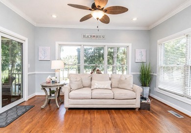 Welcome home to 25 Ocean Green Drive in the heart of Vanderhorst - photo 10