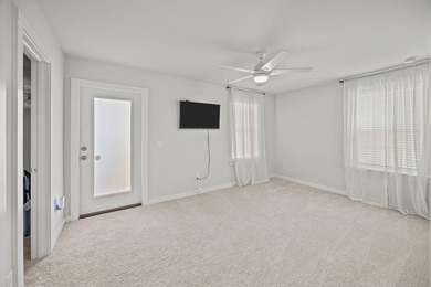 This stunning 4-bedroom, 3.5-bath, ~2,300 sq ft end-unit - photo 8