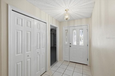 Investment opportunity awaits! This duplex offers two units - photo 3