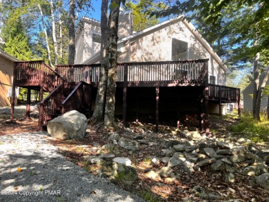 Lake Home For Sale in Tobyhanna, Pennsylvania