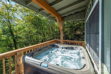 3 Full Bedrooms plus Bunk Room! Offered FULLY FURNISHED, this - photo 3