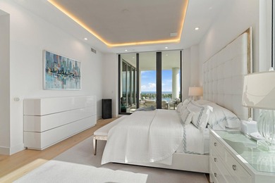This amazing penthouse suite occupies the entire top floor of - photo 34