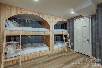 3 Full Bedrooms plus Bunk Room! Offered FULLY FURNISHED, this - photo 10