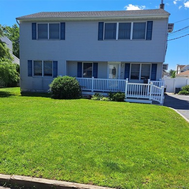 LEGAL EXPANDED RANCH WITH AN ASSESSORY APARTMENT WITH PRIVATE - photo 1