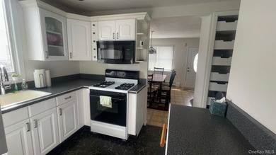 LEGAL EXPANDED RANCH WITH AN ASSESSORY APARTMENT WITH PRIVATE - photo 8