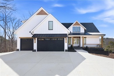 Lake Lanier Home For Sale in Cumming Georgia