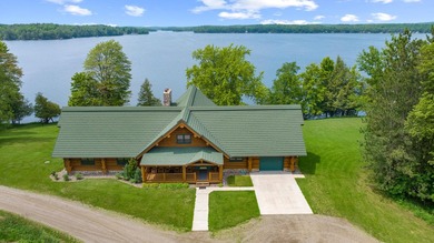 Rare opportunity to own a Northwoods legacy property on - photo 4