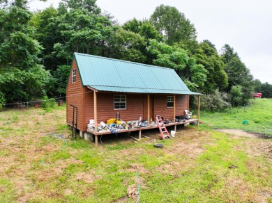 (private lake, pond, creek) Home For Sale in Mckee Kentucky