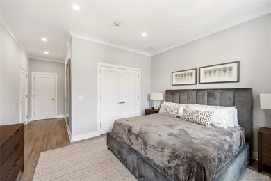 This bright two bedroom, two bathroom corner home features 10' - photo 6