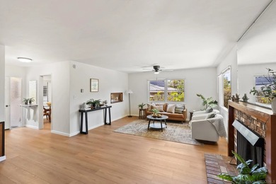 Nestled on a quiet street in the highly desirable Del Cerro - photo 4