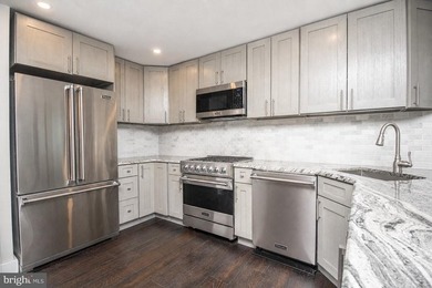 Welcome to Unit 714 at The Residences at Dockside, where - photo 9