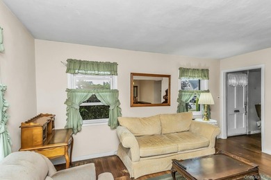 Going Going! Gone! Spacious and beautifully maintained - photo 5