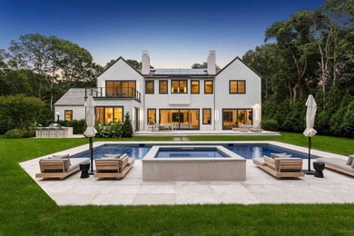 Ready for immediate occupancy and fully furnished. Stunning new - photo 2