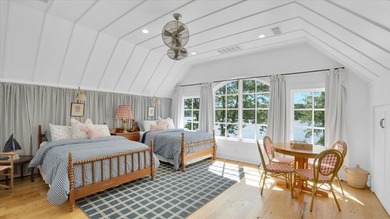 From morning tee times to sunset lake views, life is better here - photo 28