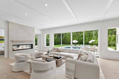 Ready for immediate occupancy and fully furnished. Stunning new - photo 8