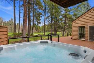 Experience elevated living in Black Butte Ranch with this - photo 4