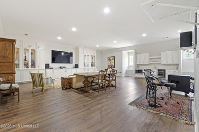 Straight out of a magazine! This beautiful executive estate in - photo 39