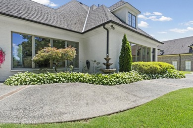 Straight out of a magazine! This beautiful executive estate in - photo 43