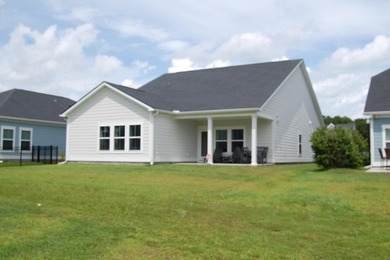 This 3 bedroom plus flex room, 2 bath home is located in - photo 9