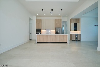 NEW CONSTRUCTION home!!! 4 bedrooms, 3 bathrooms, a spacious - photo 8