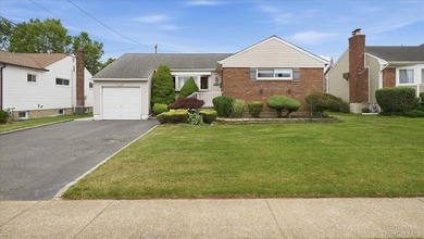 Welcome to 45 Margaret Road, a beautifully maintained move-in - photo 1