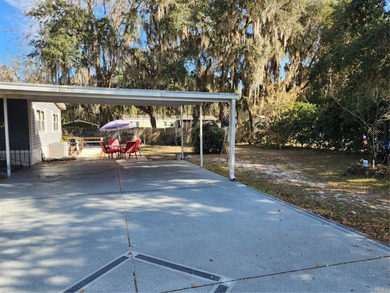 Welcome to this charming 3-bedroom, 2-bathroom mobile home. This - photo 7