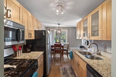 Welcome to this stylish and conveniently located condo in the - photo 12