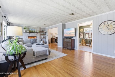 Welcome home to this beautifully maintained 3-bedroom ranch - photo 8