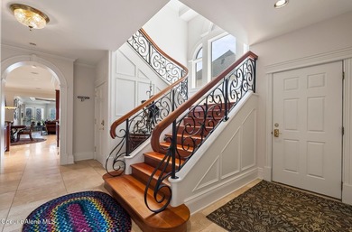 Experience refined lakefront living at this exceptional estate - photo 27