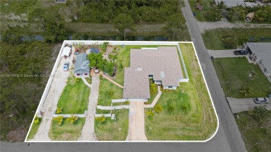 Lake Home For Sale in Other City - In The State Of Florida, Florida