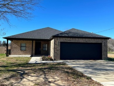 Lake Home For Sale in Tool, Texas