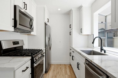 Tucked in one of San Diego's most coveted coastal neighborhoods - photo 7