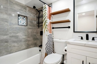 Tucked in one of San Diego's most coveted coastal neighborhoods - photo 10