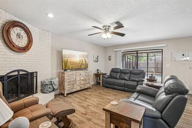 Finding a true 4-bedroom home with this much living space, a - photo 4