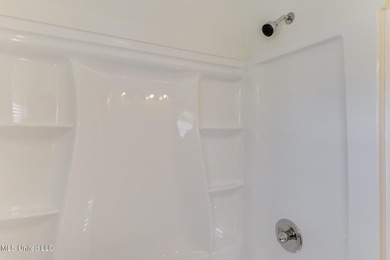 Super Clean, Move-In Ready Brick Home in Award-Winning Long - photo 14