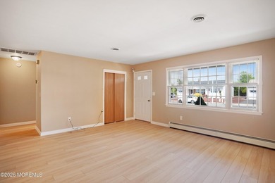 This charming 2-bedroom, 1-bathroom home with newly installed - photo 6