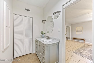 Spacious, versatile home 15 mins from the beach! This property - photo 18