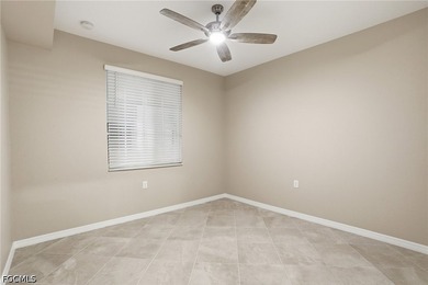 MOTIVATED SELLER'S NEW PRICE! Welcome to this beautifully - photo 23