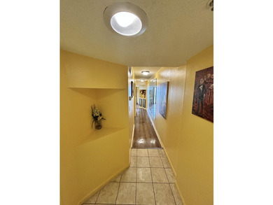 Direct Oceanfront One bedroom and One bathroom condo located at - photo 4