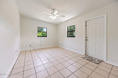 Spacious, versatile home 15 mins from the beach! This property - photo 27