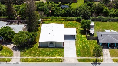 Spacious, versatile home 15 mins from the beach! This property - photo 32