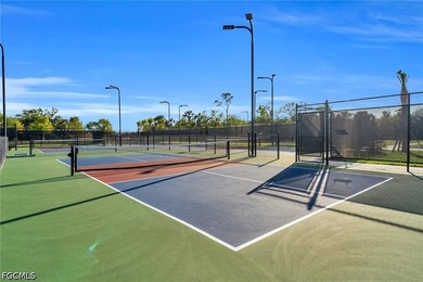 MOTIVATED SELLER'S NEW PRICE! Welcome to this beautifully - photo 46